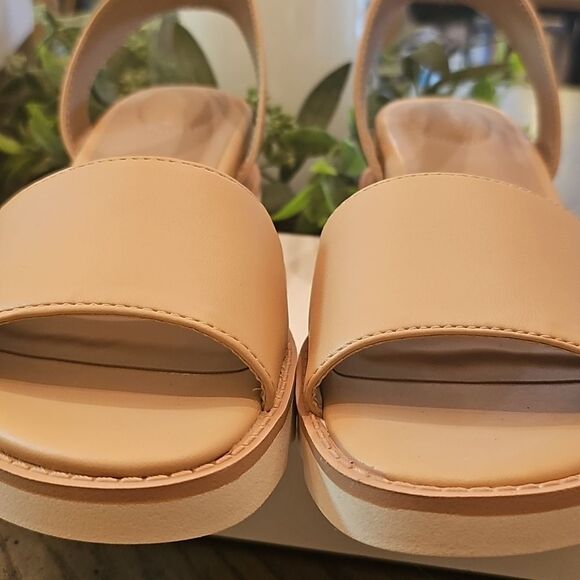 Tan Ankle Strap Sandals Size 7 NWT Giani Bernini - Picture 9 of 11